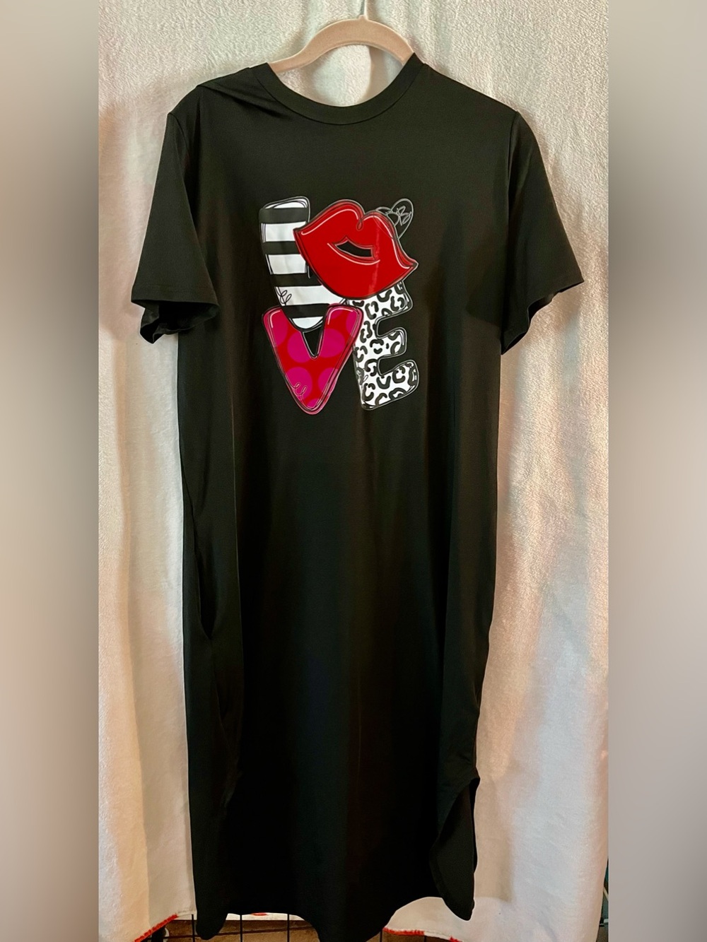 Black Graphic LOVE Tee Dress with Red Lips